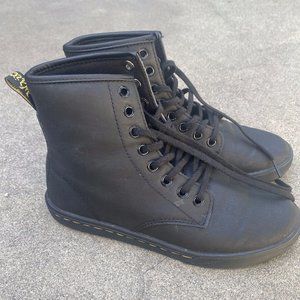 Dr. Marten's Leather Black Sneaker Sheridan Boots Sz 5 US